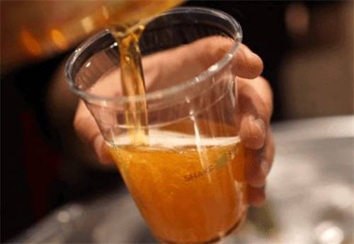 啤酒的制作工艺流程(啤酒的制作工艺流程是什么)